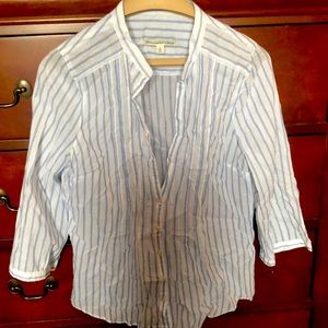 Cute Abercrombie & Fitch shirt nwot